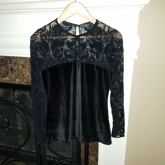 Pierre Mantoux Black Velvet and Mesh Top NWOT - Picture 2 of 6